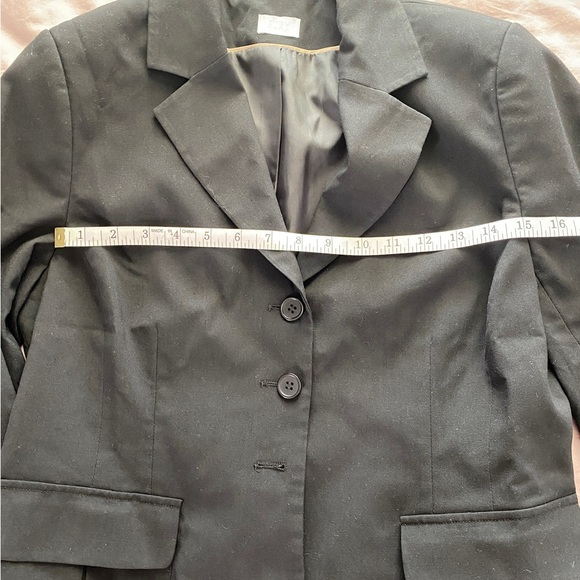 Ladies Blazer - Picture 7 of 8